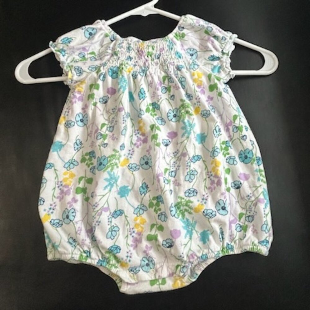 Old Navy - Baby Girl's Floral Romper, Size 12-18 Months - Picture 6 of 6